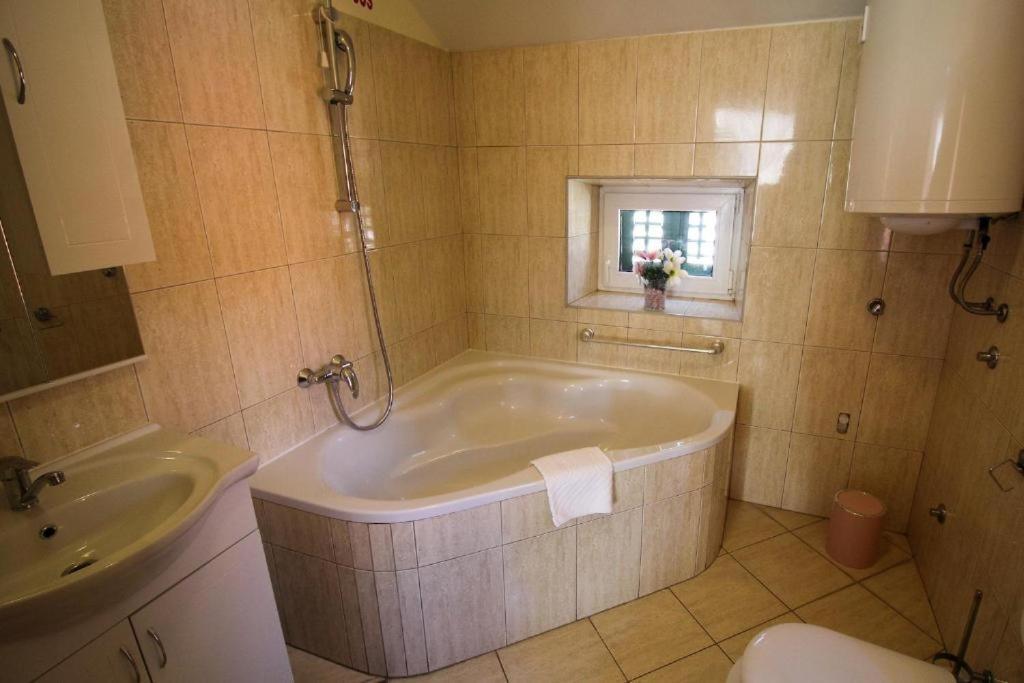 Villa Varos Сплит Екстериор снимка